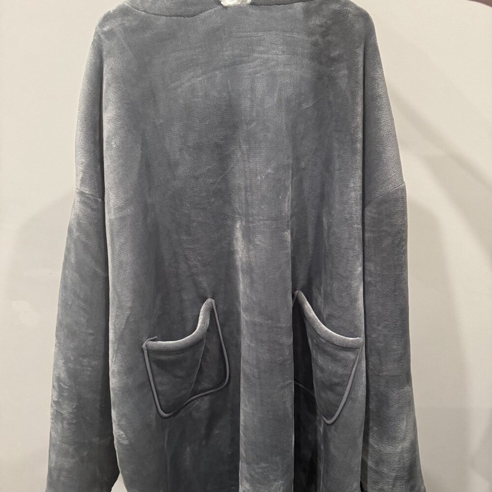 Plush Sweatshirt Blanket